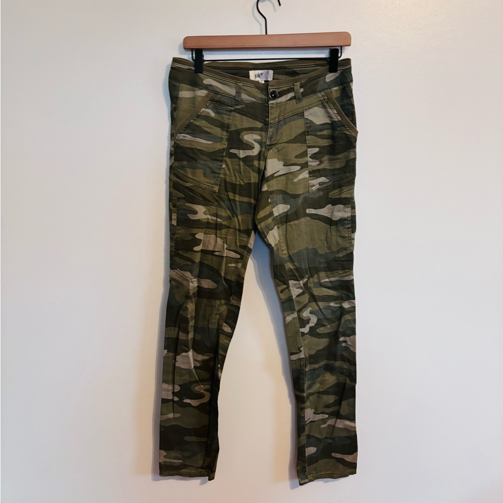 Jolt y2k army green camo pants low rise size 3